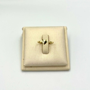 ANEL LISO COM CORAÇÃO PEQUENO